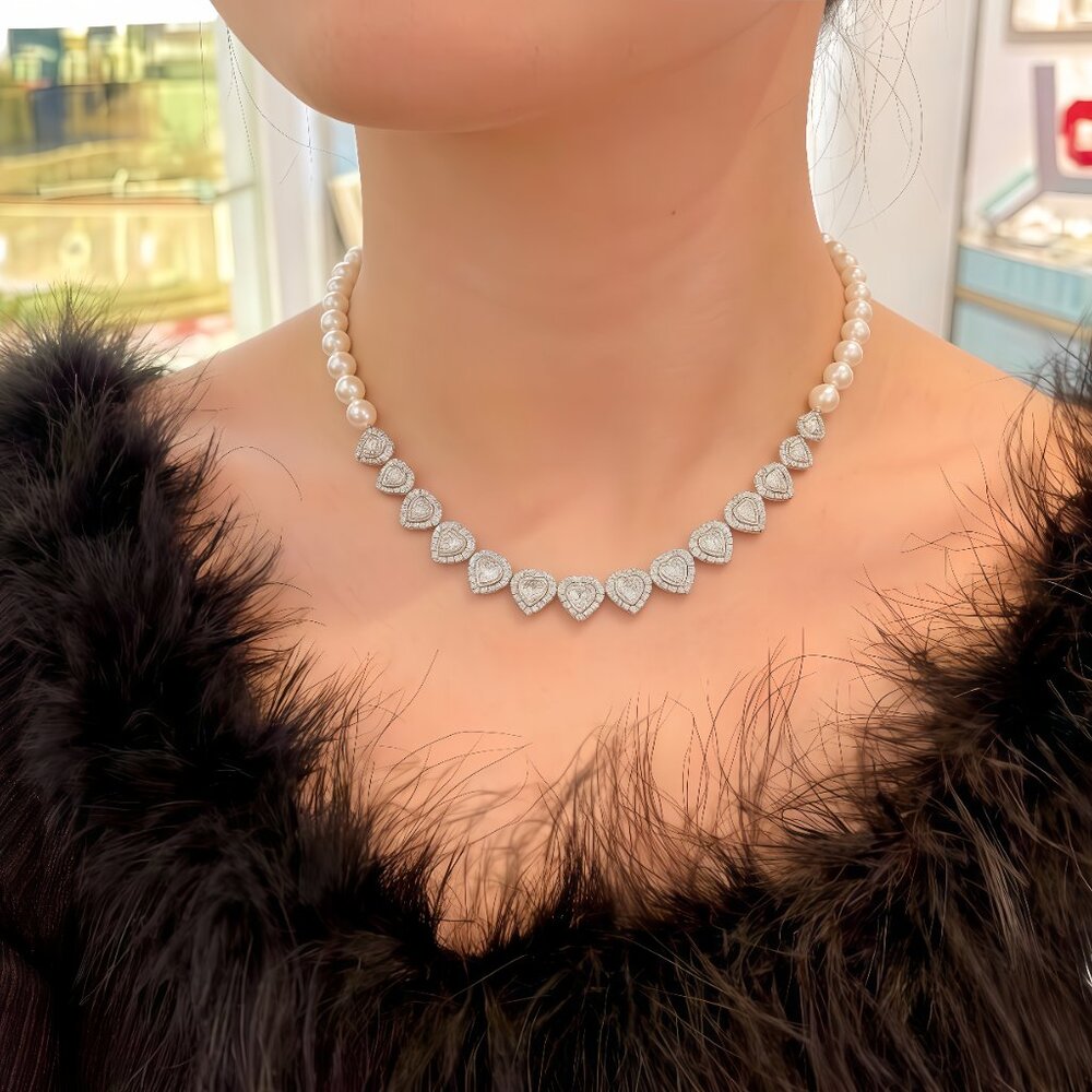 Brand new Swarovski Ariana Grande x heart-shaped necklace with heart-shaped pear - Picture 5 of 5